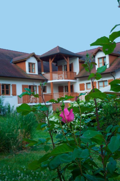 Hotel Les Bergeronnettes Champagneux Luaran gambar
